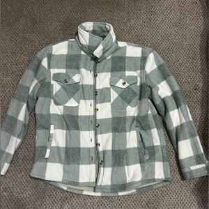 Plaid Button-Up Jacket in Green and White